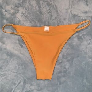 🐙Cheeky Goldish Yellow Swim Bottoms 🐙